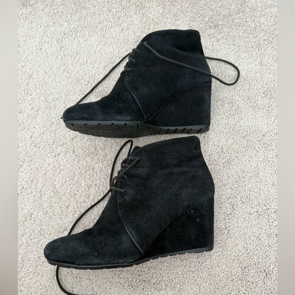 Clark’s black suede wedge boots